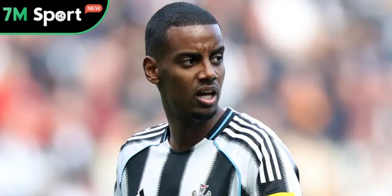 Alexander Isak đến Liverpool, liệu có bom tấn cuối mùa chuyển nhượng? 7 Mối lương duyên Isak - Newcastle có lẽ đã kết thúc